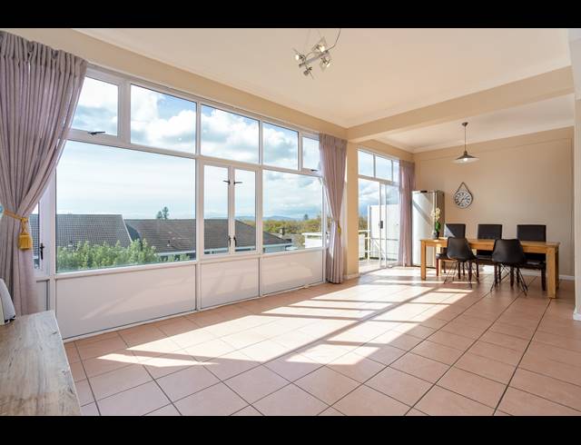 3 BEDROOM APARTMENT SOLD IN KENILWORTH UPPER